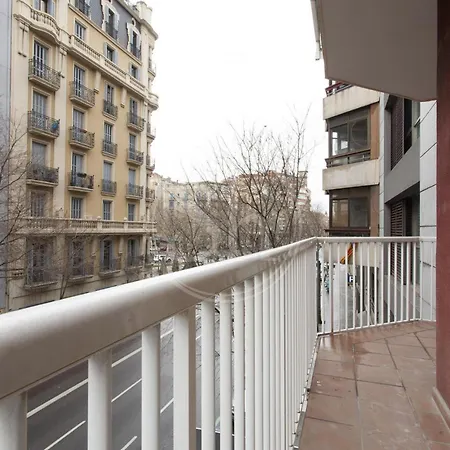 Apartment For 8 People